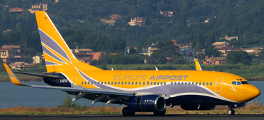 50_B737_F-GZTC